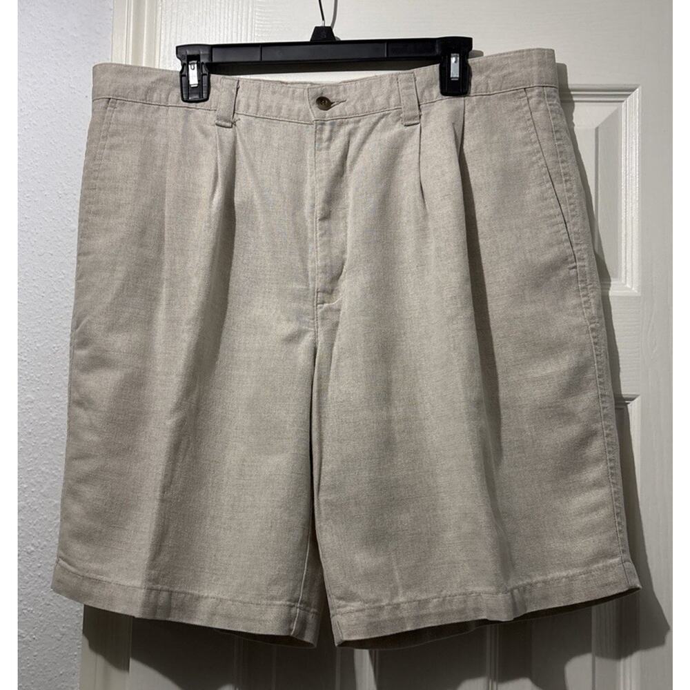 Dockers Khakis Shorts Men’s No Wrinkle Linen Blend Pleated Beige Chino Size 38